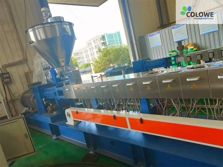 Kelongweier Twin screw extruder (17).jpg